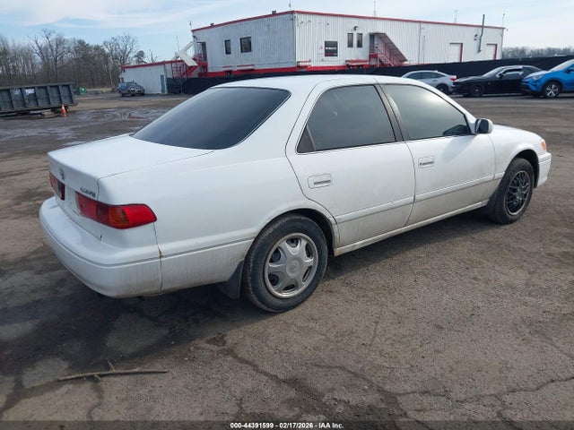 2001 TOYOTA CAMRY 4T1BG28K81U814473 Photo 3