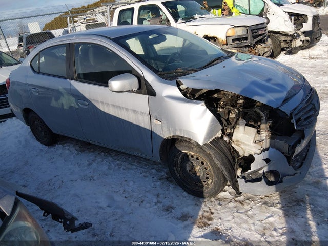 2017 MITSUBISHI MIRAGE G4 ML32F3FJ4HHF11321 Photo 0