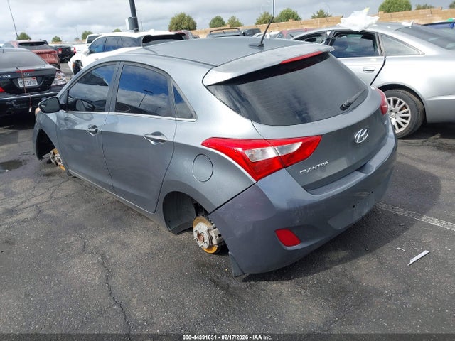KMHD35LH4GU329693 Hyundai ELANTRA GT