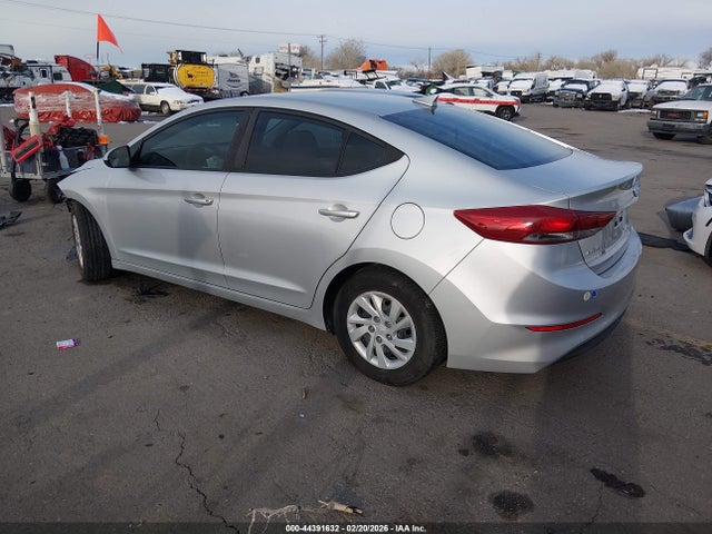 Hyundai ELANTRA SE 2017 5NPD74LF3HH131099 Image 3