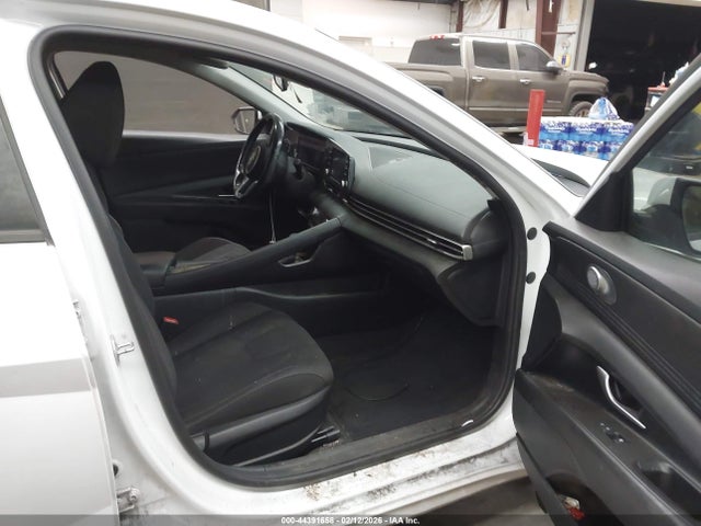 5NPLS4AG1MH030448 Hyundai ELANTRA SEL
