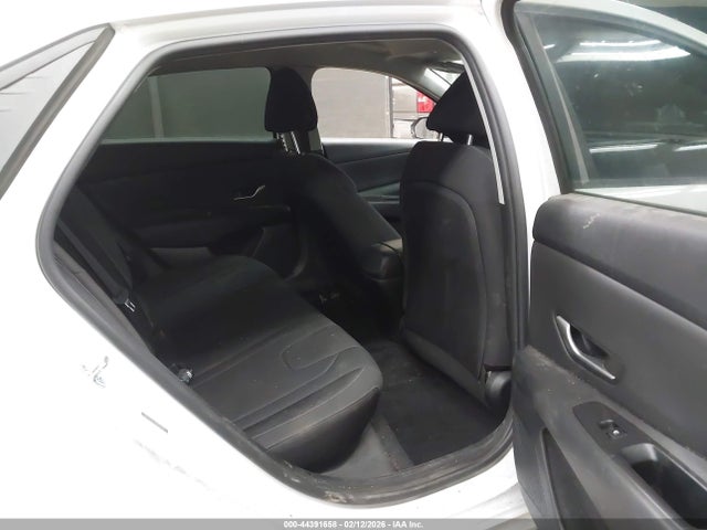 5NPLS4AG1MH030448 Hyundai ELANTRA SEL
