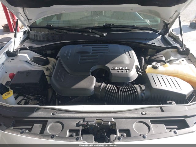 44391667 :رقم المزاد ، 2C3CCAAG1MH551081 vin ، 2021 Chrysler 300 Touring L مزاد بيع