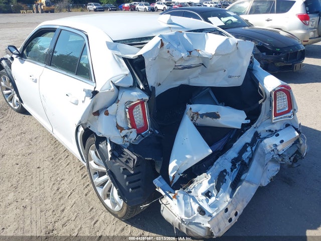 44391667 :رقم المزاد ، 2C3CCAAG1MH551081 vin ، 2021 Chrysler 300 Touring L مزاد بيع
