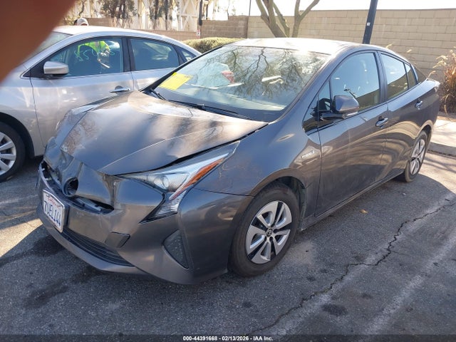 JTDKARFU7G3522248 Toyota Prius Three