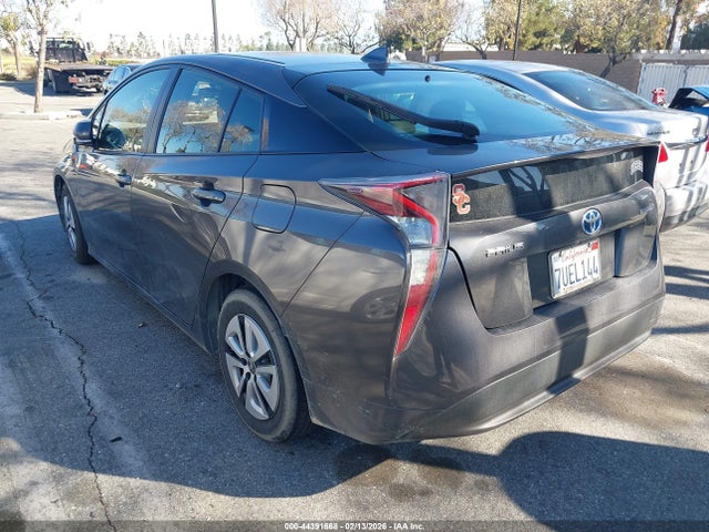 JTDKARFU7G3522248 Toyota Prius Three