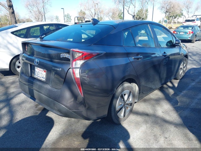 JTDKARFU7G3522248 Toyota Prius Three