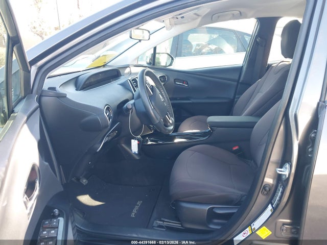 JTDKARFU7G3522248 Toyota Prius Three