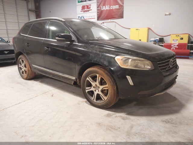 2015 VOLVO XC60 YV449MDK2F2653479