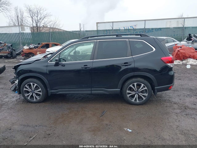Subaru Forester Limited 2021 JF2SKAUC6MH431089 Image 14