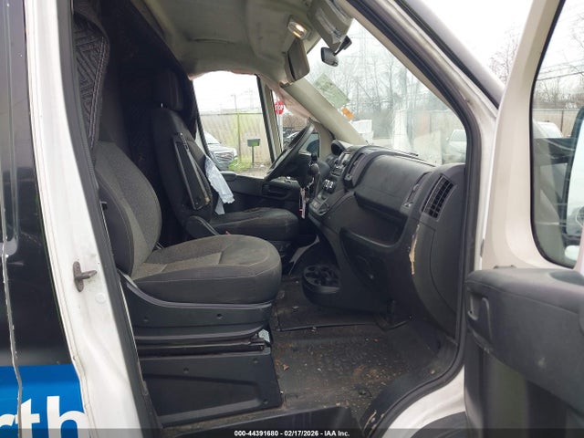 2017 RAM PROMASTER 2500 3C6TRVDGXHE538397 Photo 4