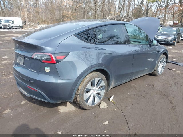 2020 TESLA MODEL Y 5YJYGDEE8LF030038 Photo 3