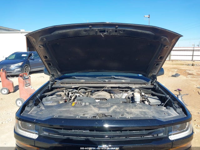 3GCUKREC1JG203883 Chevrolet Silverado 1500 2lt