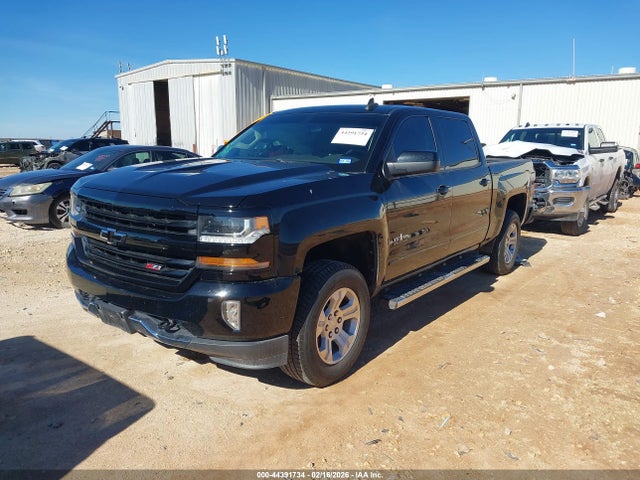 3GCUKREC1JG203883 Chevrolet Silverado 1500 2lt