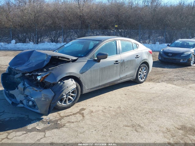 2015 MAZDA MAZDA3 3MZBM1V79FM233774 Photo 1
