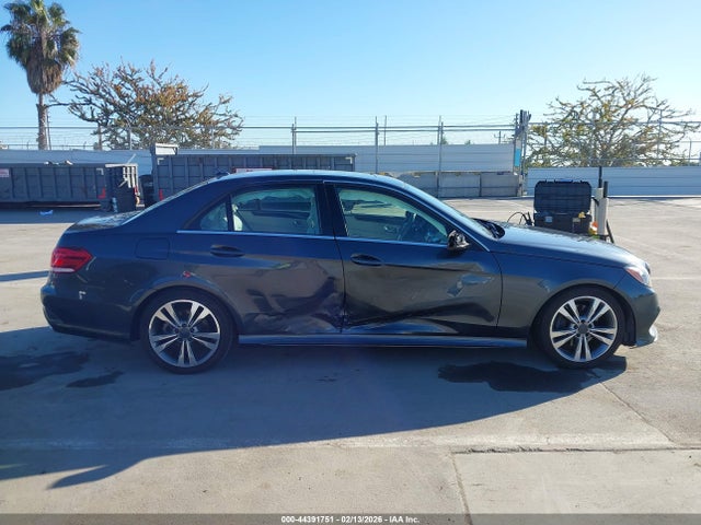 Mercedes-Benz E 350 2014 WDDHF5KBXEA781775 Image 13
