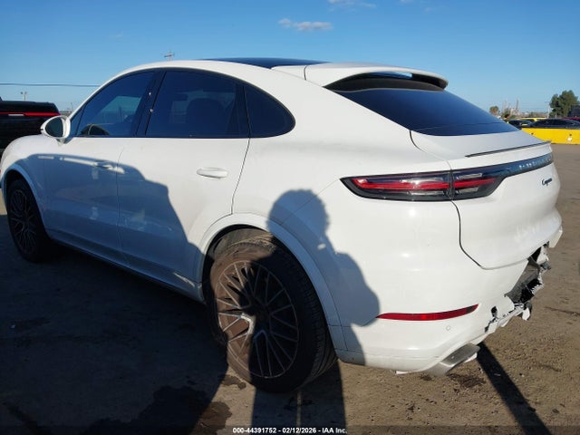 2021 PORSCHE CAYENNE COUPE WP1BA2AY6MDA40800 Photo 2