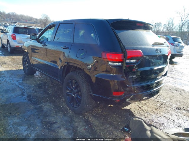2020 JEEP GRAND CHEROKEE 1C4RJFAG7LC231435 Photo 2