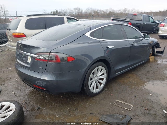 2018 TESLA MODEL S 5YJSA1E29JF244870 Photo 3