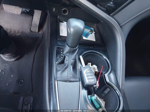 4T1B11HK6KU211356 Toyota CAMRY SE