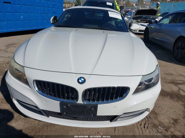 44391866 :رقم المزاد ، WBALL5C50DJ104557 vin ، 2013 Bmw Z4 Sdrive28i مزاد بيع
