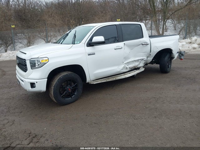 5TFAY5F17KX853788 Toyota Tundra Platinum 5.7l V8