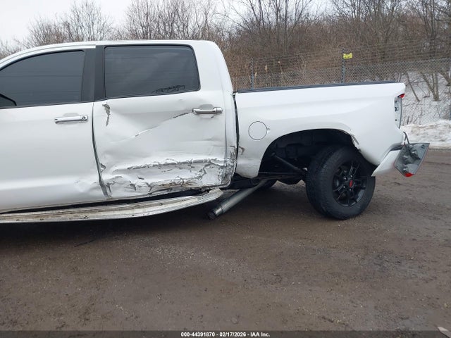 5TFAY5F17KX853788 Toyota Tundra Platinum 5.7l V8