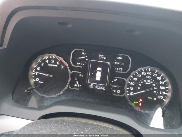 5TFAY5F17KX853788 Toyota Tundra Platinum 5.7l V8
