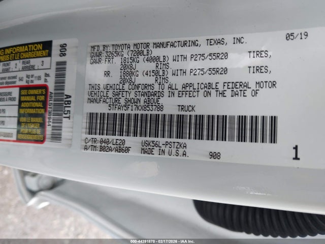 5TFAY5F17KX853788 Toyota Tundra Platinum 5.7l V8