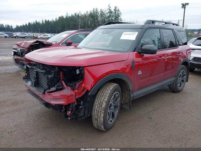 Ford Bronco Sport Outer Banks 2025 3FMCR9CN5SRF38240 Image 2