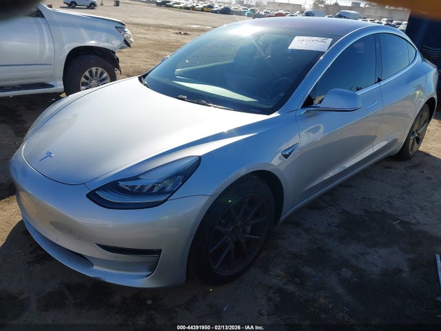2018 TESLA MODEL 3 5YJ3E1EA1JF037521 Photo 1