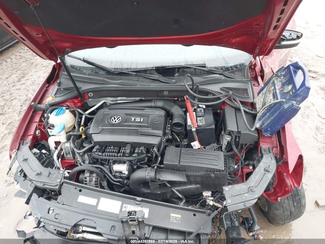 44391968 :رقم المزاد ، 1VWAS7A39FC119556 vin ، 2015 Volkswagen Passat 1.8t Limited Edition مزاد بيع