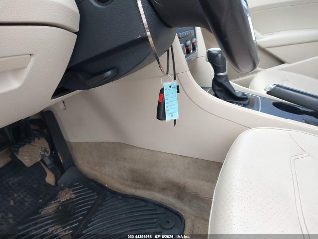 44391968 :رقم المزاد ، 1VWAS7A39FC119556 vin ، 2015 Volkswagen Passat 1.8t Limited Edition مزاد بيع