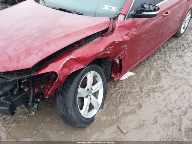 44391968 :رقم المزاد ، 1VWAS7A39FC119556 vin ، 2015 Volkswagen Passat 1.8t Limited Edition مزاد بيع