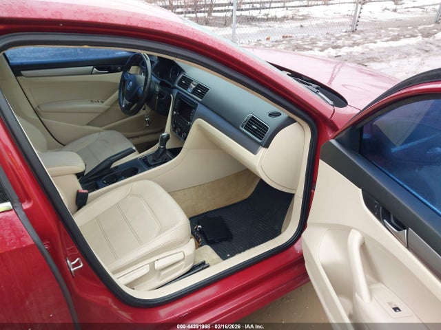 44391968 :رقم المزاد ، 1VWAS7A39FC119556 vin ، 2015 Volkswagen Passat 1.8t Limited Edition مزاد بيع