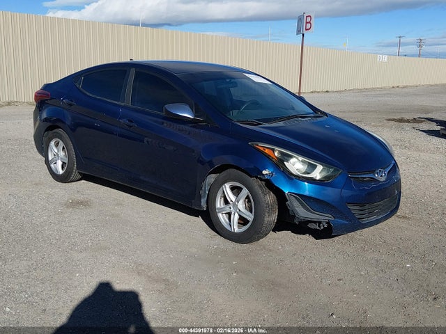 2016 HYUNDAI ELANTRA 5NPDH4AE7GH674638