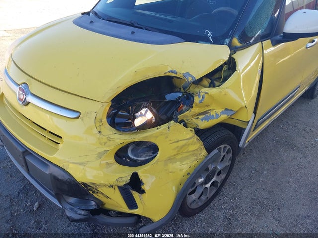 2014 FIAT 500L ZFBCFADH3EZ003577 Photo 5