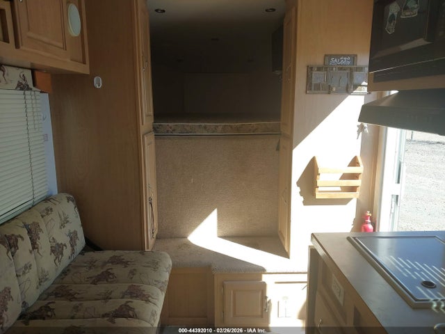 Продажа на аукционе авто 2005 Four Winds 300, vin: 49SH739235P024806, номер лота: 44392010