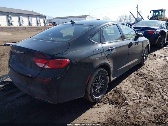 Продажа на аукционе авто 2016 Chrysler 200 S, vin: 1C3CCCBB9GN113550, номер лота: 44392017
