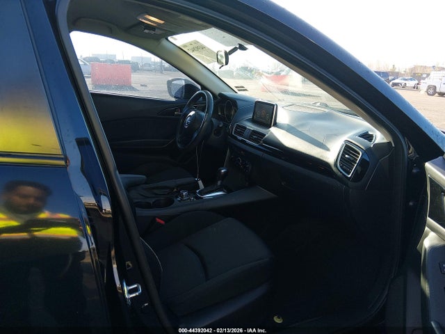JM1BM1U73F1251186 Mazda Mazda3 I Sport
