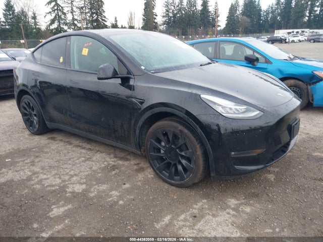 2022 TESLA MODEL Y 7SAYGDEE1NF481141 Photo 0