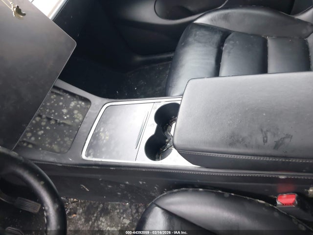 7SAYGDEE1NF481141 Tesla Model Y Long Range Dual Motor All-wheel Drive