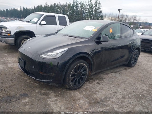 2022 TESLA MODEL Y 7SAYGDEE1NF481141 Photo 1