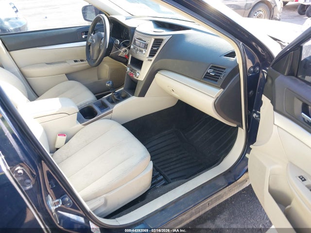44392069 :رقم المزاد ، 4S3BMAA69C1004875 vin ، 2012 Subaru Legacy 2.5i مزاد بيع