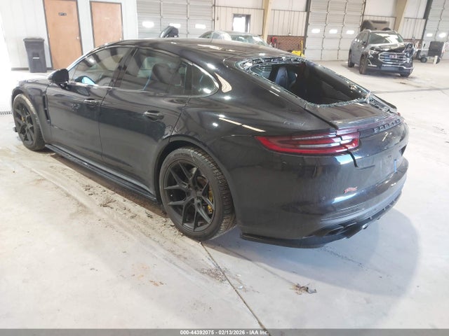 2017 PORSCHE PANAMERA WP0AF2A73HL150785 Photo 2