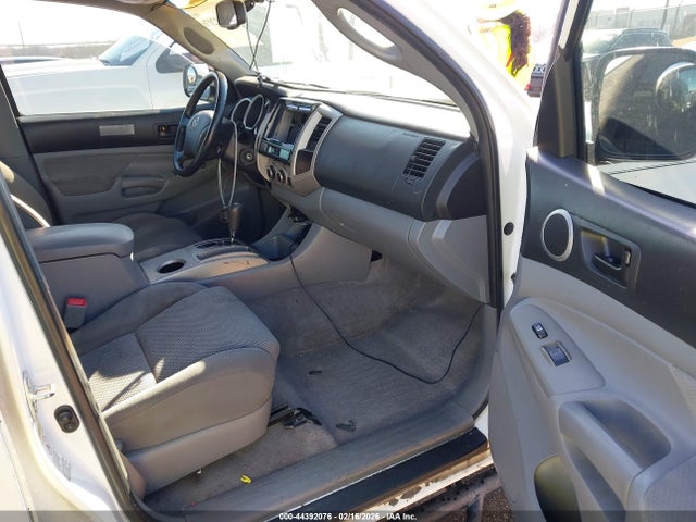 2009 TOYOTA TACOMA 3TMJU62N99M079165 Photo 4