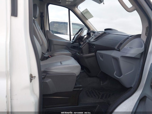 1FTBW3XM8GKB02727 Ford Transit-350