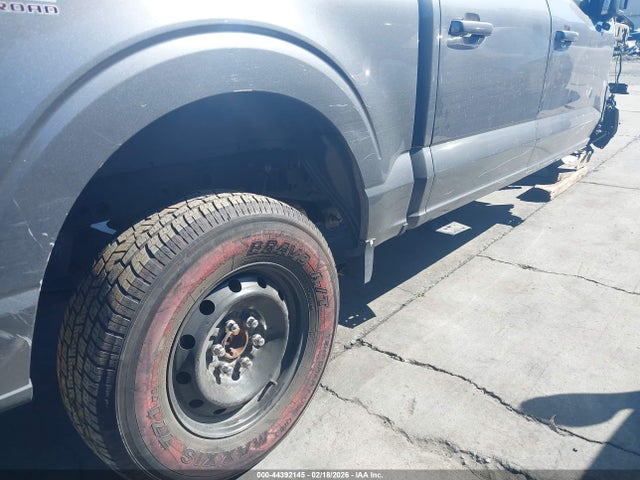 1FTFW1E81NKE55688 Ford F-150 Xlt