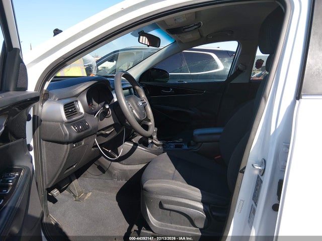 5XYPG4A31KG576283 KIA Sorento 2.4l Lx
