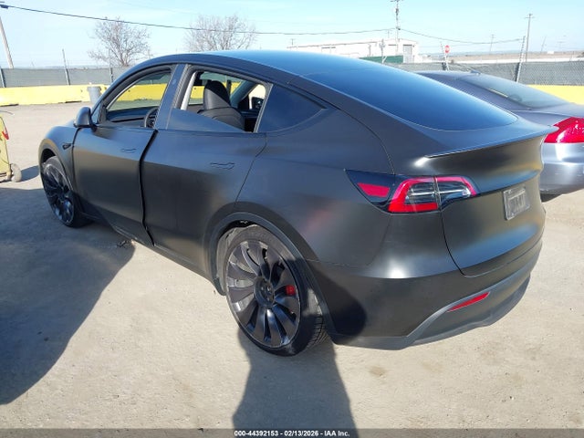 7SAYGDEF7PF873245 Tesla Model Y Performance Dual Motor All-wheel Drive